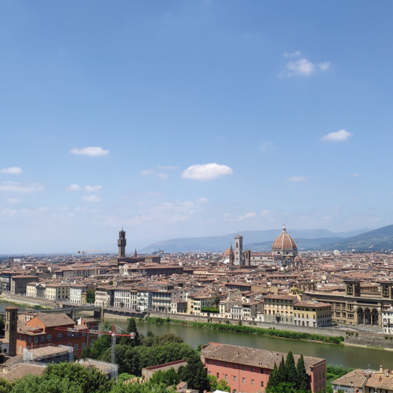 How to get from Florence Airport (FLR) ️ to the City Center